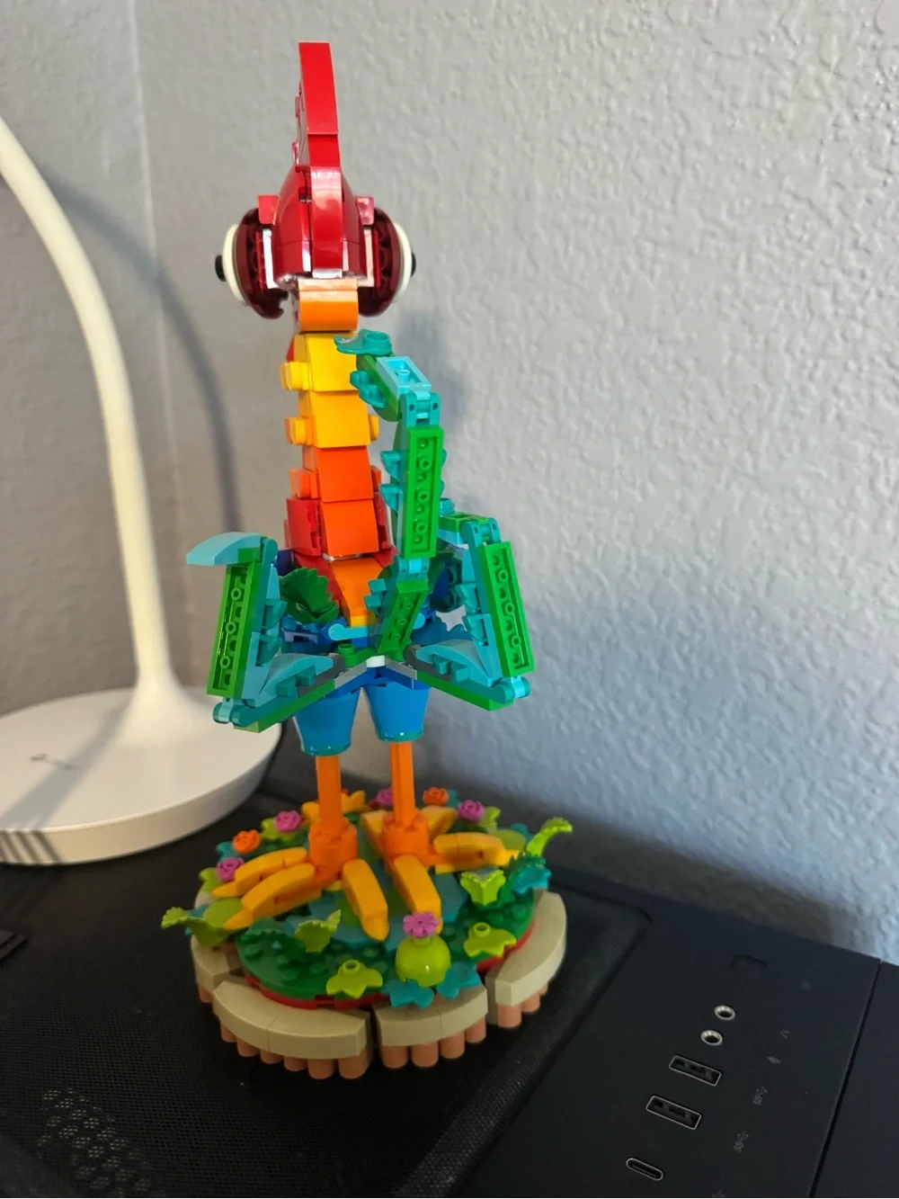 Lego Hei Hei Figurine